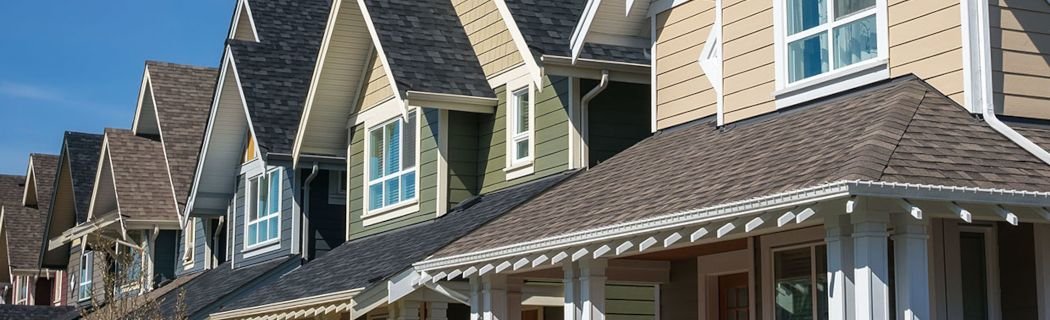 Comparable house façades on a residential street